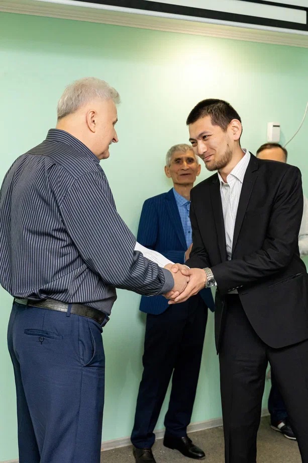 Награждение ценных сотрудников сети Аян!
